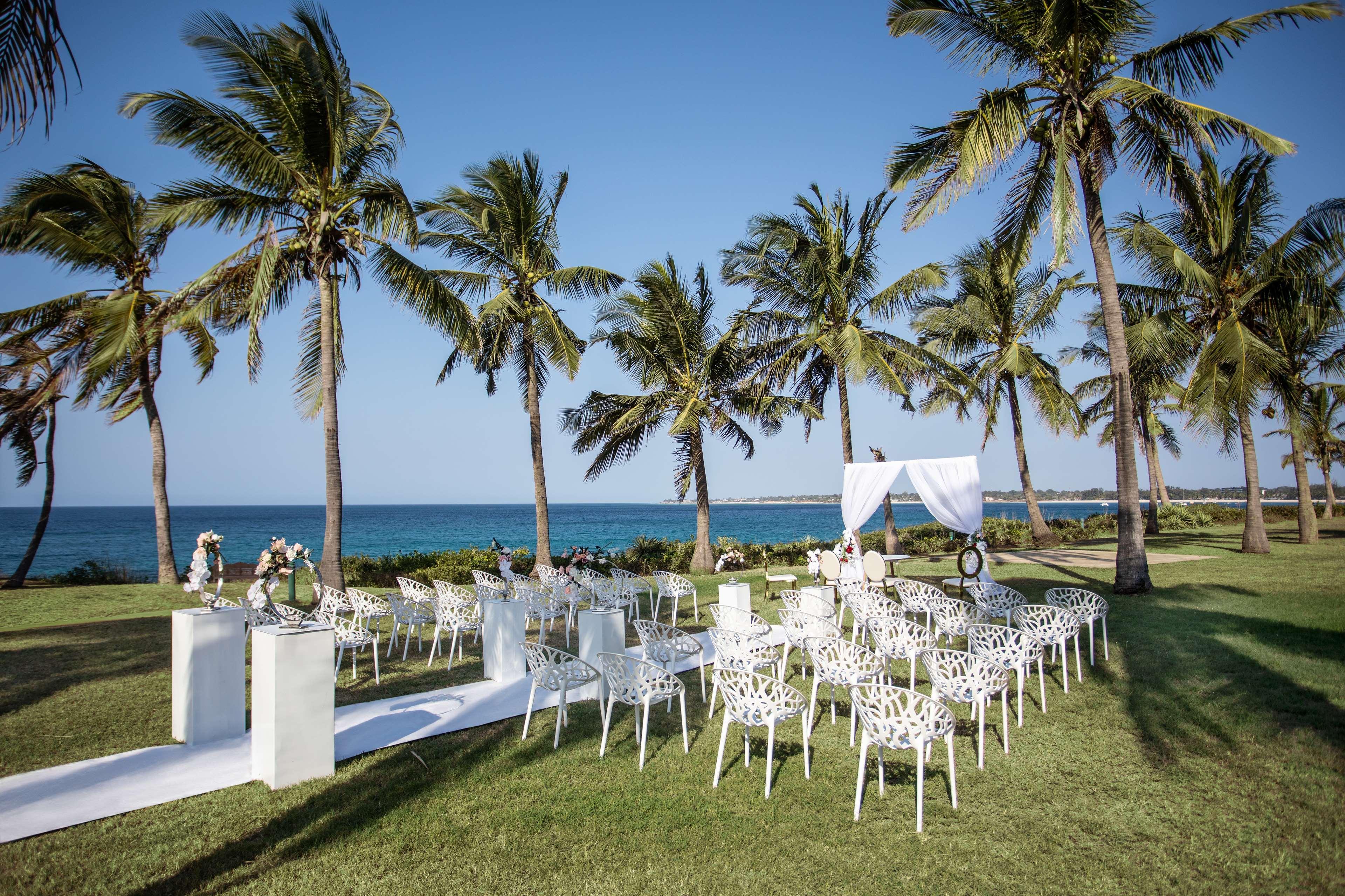 Avani Pemba Beach Hotel Buitenkant foto