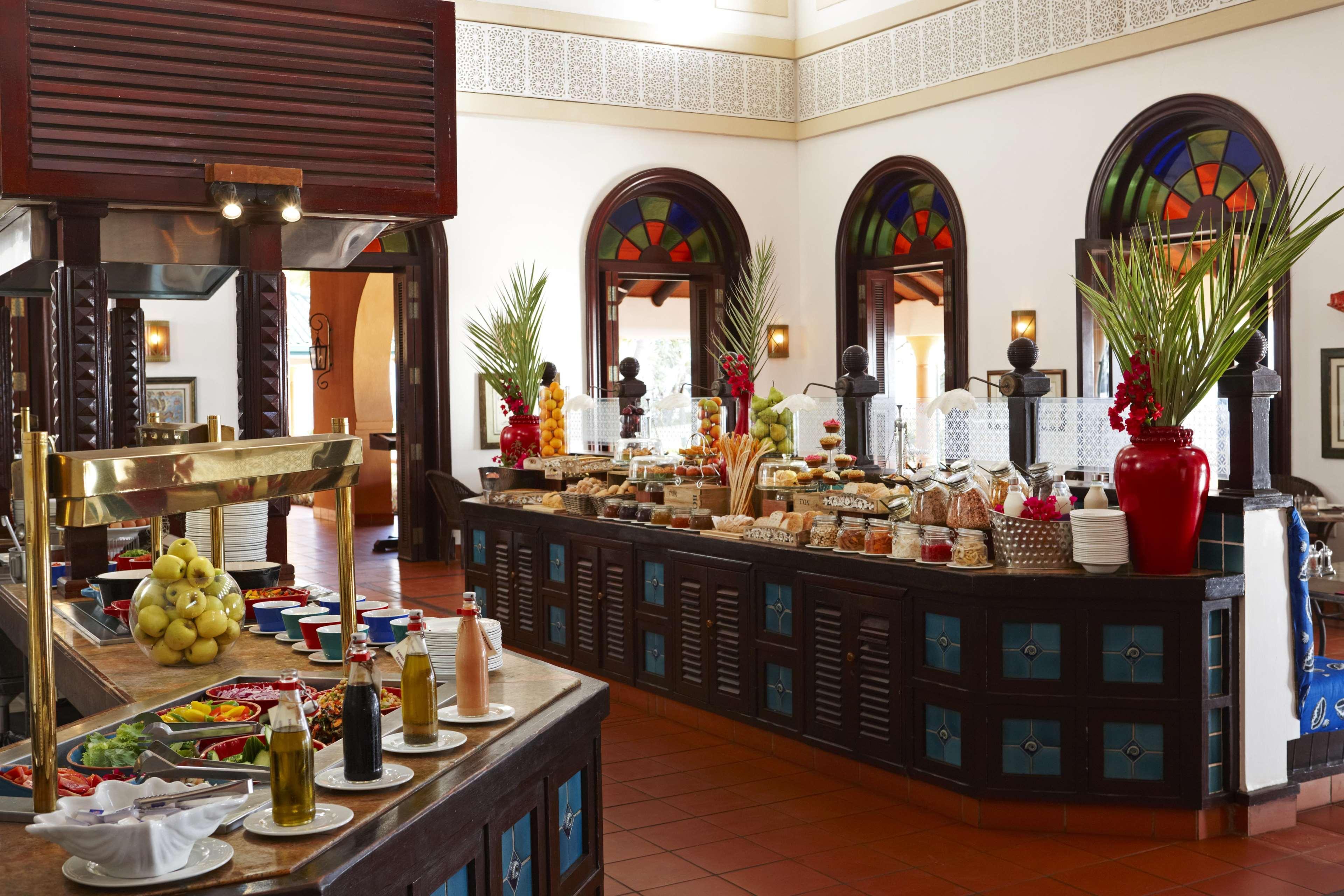 Avani Pemba Beach Hotel Buitenkant foto