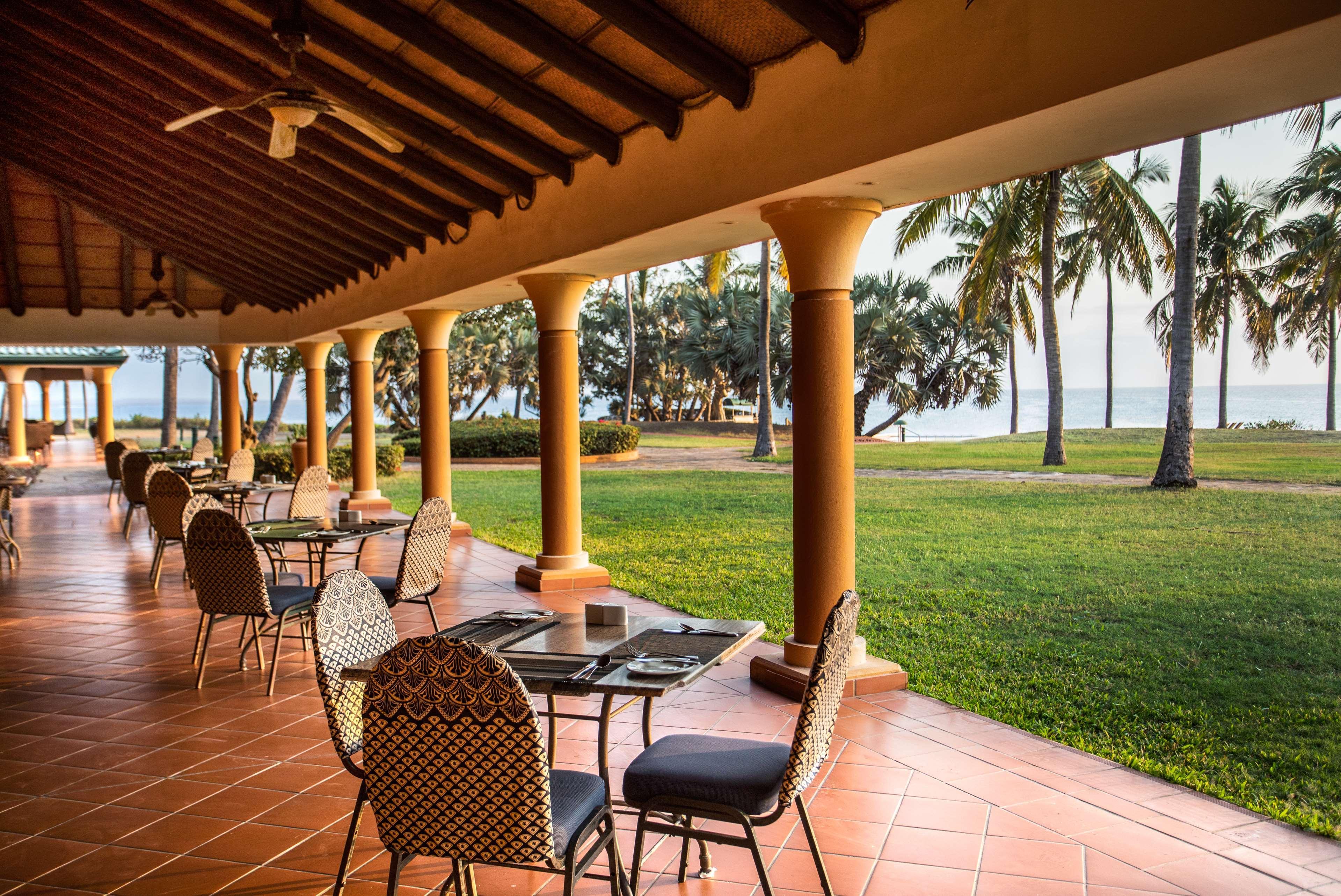 Avani Pemba Beach Hotel Buitenkant foto